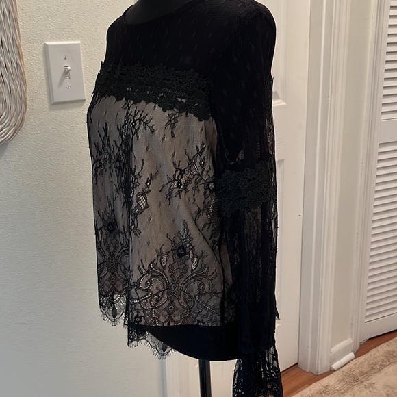 Honey & T longe sleeve romantic blouse - Picture 2 of 6